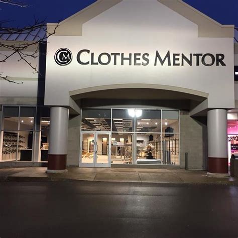 clothing mentors near me.